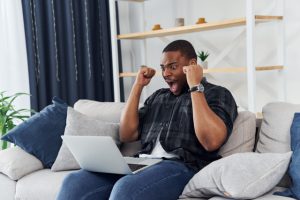 【質問】２記事公開して１日後に９アクセス。あなたはこのアフィリエイト成果をどう思いますか？